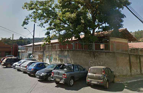 Escola fica no Bairro Bonfim, em Nova Lima (foto: Reprodução da internet/Google Maps)