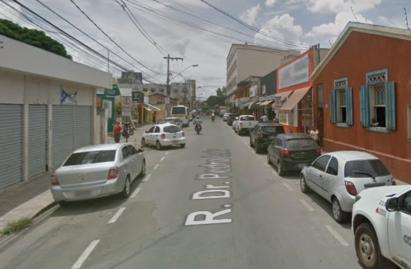 O suspeito foi abordado na Rua Dr. Pedro Luiz, no Centro./ Foto: Google Street View