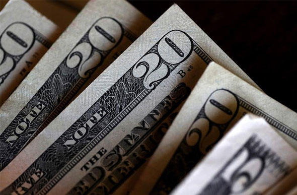 Dólar abriu o dia com maior cotação da história — Foto: Justin Sullivan/Getty Images North America/AFP