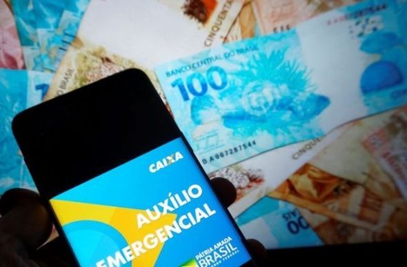 Caixa começa nesta quinta-feira o pagamento do auxílio emergencial de R$ 600 - Foto: CRIS FAGA/ESTADÃO CONTEÚDO