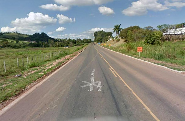 Crime aconteceu no Campo das Cabritas, região do bairro Canta Galo — Foto: Reprodução/Google StreetView