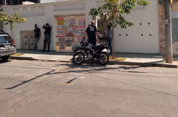 Cabo foi preso por ajudar sargento da PM a matar a prima em Muriaé — Foto: Polícia Civil/Divulgação