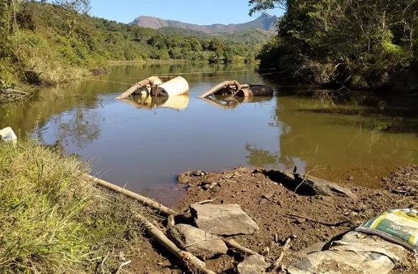 Barragem que estava sob risco de rompimento em Serro, no Vale do Jequitinhonha (foto: Divulgação/Defesa Civil)