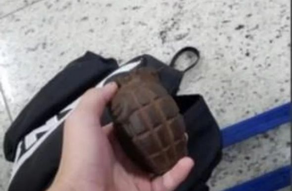 Estudante levou granada para a escola, em Belo Horizonte — Foto: Redes sociais