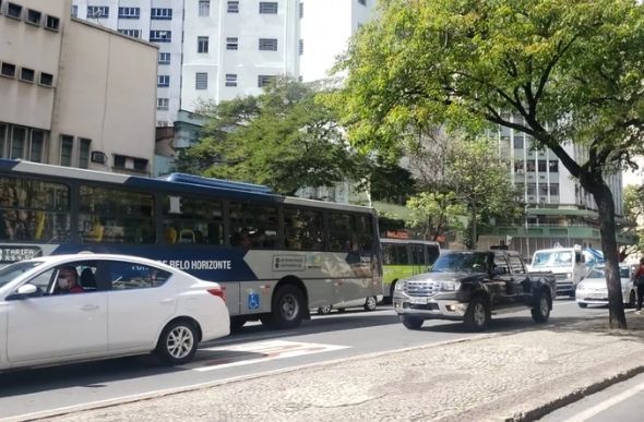 Motoristas já podem consultar o valor do IPVA 2022 em Minas Gerais. — Foto: Manoela Borges/TV Globo