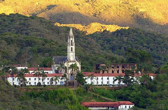 Santuário do Caraça é uma das sete Maravilhas da Estrada Real e fica em Catas Altas – Foto: Reprodução/EPTV
