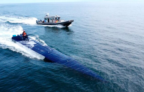 O submarino apreendido tem 15 metros de comprimento e teria saído da costa de Tumaco, na Colômbia | Foto: Divulgação