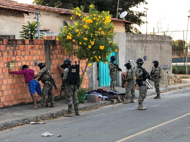 Polícia Civil faz operação em Sete Lagoas./ Foto: Danilo Girundi/TV Globo
