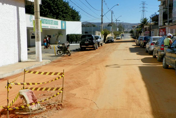 Equipe do tapa buracos do SAAE fará a reposição do asfalto em breve / Foto: Divulgação