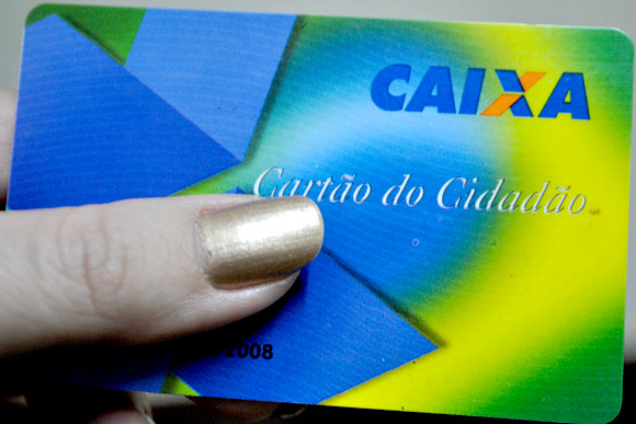 Para sacar o benefício é preciso a senha e o cartão cidadão / Foto: Setelagoas.com.br