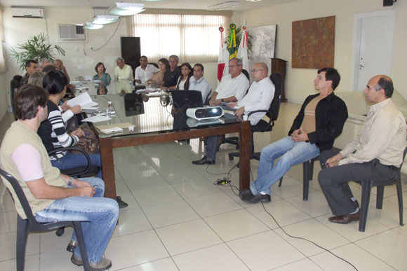 Reunião discutiu algumas ações do COMDEC / Foto: Divulgação 