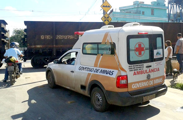 Até ambulâncias com pacientes já ficaram impedidas de seguir / Foto: Anderson Magalhães   