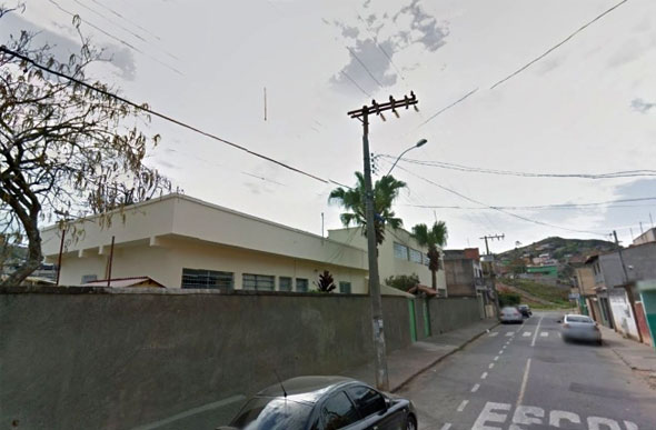 A feira foi realizada na Escola Municipal Arlette Bastos, no dia 23 de novembro — Foto: Reprodução/Google Street View