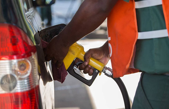 Governo quer permitir venda direta de etanol pelas usinas para os postos para tentar reduzir o preço final eliminando a distribuição./ Foto: Emily Almeida / Agência O Globo