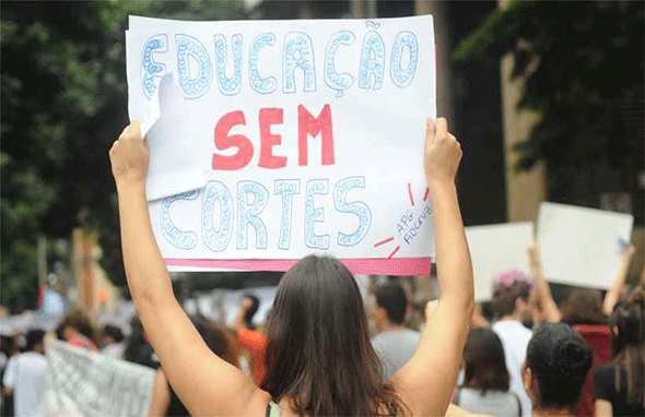 Estudantes foram às ruas no último dia 15 e prometem voltar nesta quinta-feira (30)./ Foto: Leandro Couri/EM/D.A Press