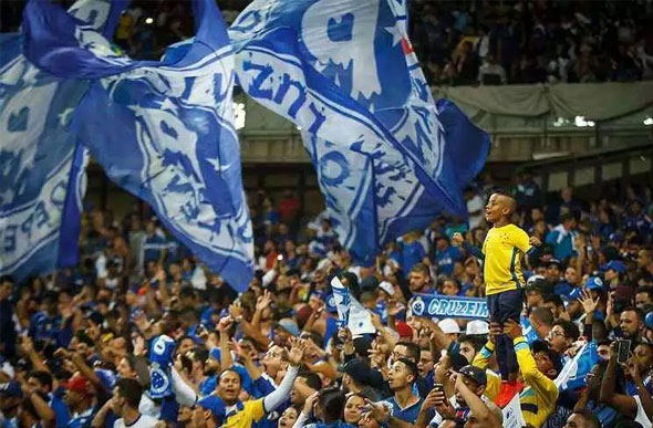 Bandeiras serão proibidas no jogo contra o Boa Esporte — Foto: Vinnicius Silva/Cruzeiro