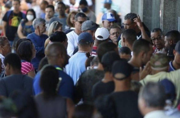 Tribunal de Contas da União (TCU) teme que 8,1 milhões tenham recebido auxílio de R$ 600 indevidamente — Foto: Fabiano Rocha/Agência O Globo