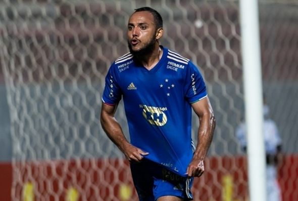 Felipe Augusto entrou na etapa final da partida contra o Coimbra e marcou o segundo gol do Cruzeiro - Foto: Bruno Haddad/Cruzeiro