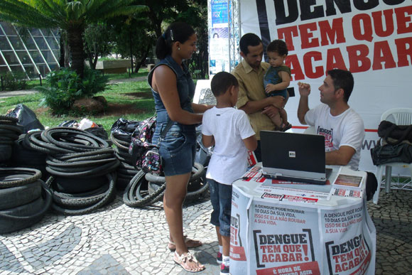 Campanha "Dengue tem que acabar" incentiva ações contínuas / Foto: Nayara Souza