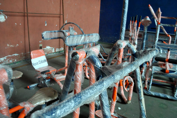 Equipamentos estão guardados desde o ano passado no ginásio / Foto: Marcelo Paiva