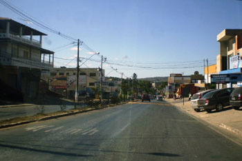 Rua de Lagoa Santa, cidade há 59Km de Sete Lagoas / Foto:skyscrapercity.com
