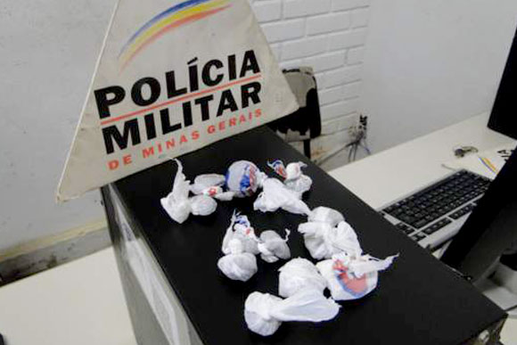 Lázaro guardava maconha pronta para a venda em casa / Foto: Divulgação