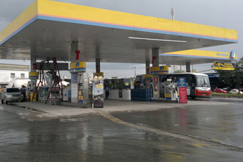 Auto Posto em Matozinhos / Foto: pordentrodetudo
