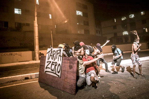 PM acredita que grupo tenha estratégia e tática de combate / Foto: Mídia Ninja, License 