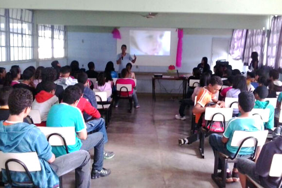 Estudantes assistiram a palestras de diversos profissionais / Foto: Divulgação