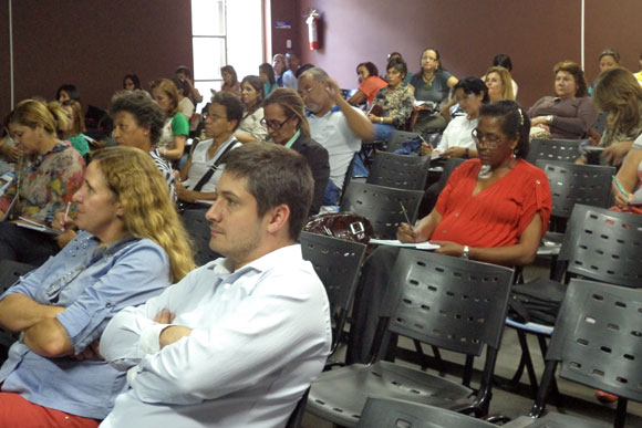Educadores debateram o assunto na Casa da Cultura / Foto: Divulgação
