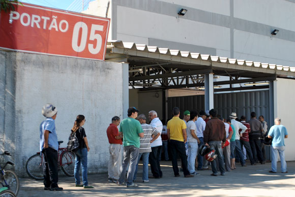 Na Arena, a venda para os atleticanos é com pouca fila / Foto: Marcelo Paiva