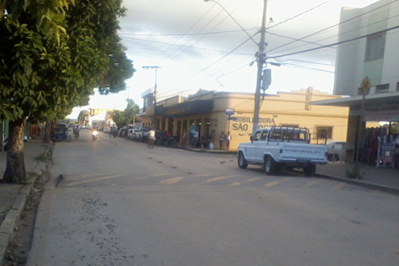 Comerciantes da Rua São José estão apreensivos com os crimes na região / Foto: Nayara Souza
