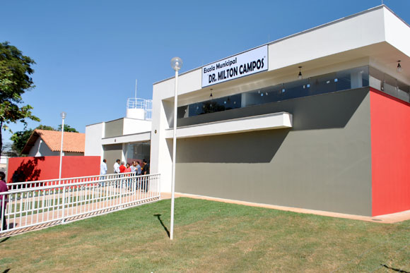 Escola deve receber em 2014, 350 alunos / Foto: Marcelo Paiva