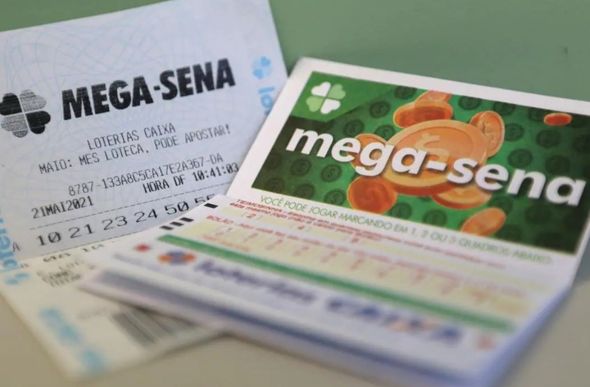 O volante simples, com seis dezenas marcadas, custa R$ 4,50 — Foto: Tânia Rêgo/Agência Brasil