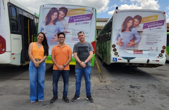 Na foto, a coordenadora da Vigilância Epidemiológica Maria Tereza Rodrigues, o secretário de Saúde Dr. Marcelo Fernandes e o secretário adjunto de Saúde Alber Alípio.