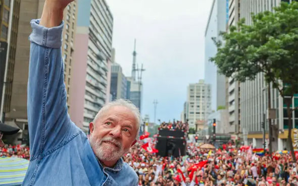 Foto9: Lula Oficial