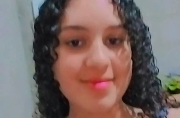 No dia do desaparecimento, no sábado (31), Isabela estava com uma mochila e vestida com calça jeans — Foto: Arquivo pessoal