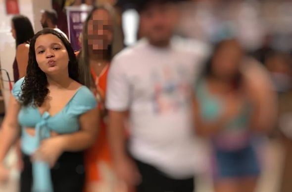 Adolescente de 13 anos morre ao bater a cabeça no ano novo em baile funk em Duque de Caxias — Foto: Reprodução