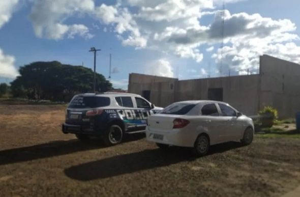 O menino foi encontrado pela polícia em um posto de combustíveis. — Foto: Reprodução