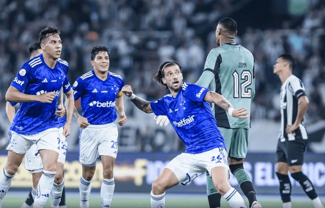 Lautaro Díaz marcou o segundo gol do Cruzeiro na goleada em cima do Botafogo/Foto: Gustavo Aleixo/Cruzeiro