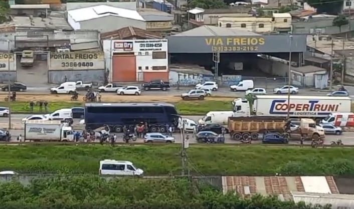 Acidente aconteceu na altura do bairro Betânia, sentido Vitória/Foto: Reprodução Internet