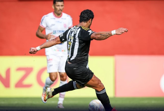 Hulk foi o autor do gol em partida pelo Atlético diante do Villa Nova/Foto: Atlético/Pedro Sousa