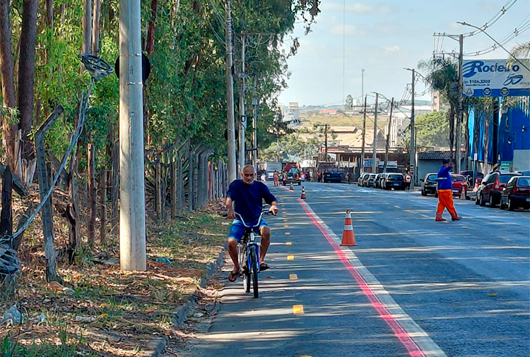 A ciclovia tem 1,9 km de extensão ao longo da Avenida Otávio Campelo Ribeiro. Foto: Ascom/PMSL.