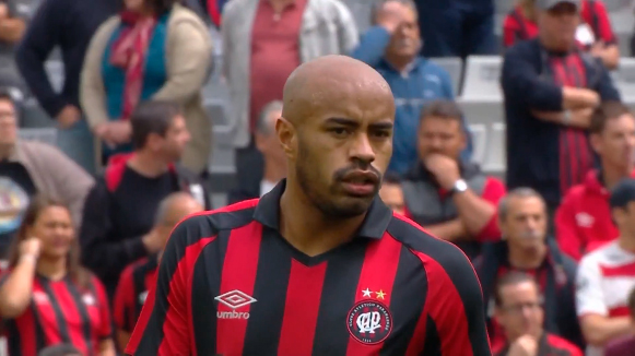 Thiago Heleno encerra passagem pelo Athletico-PR. Foto: TV Globo/Reprodução.